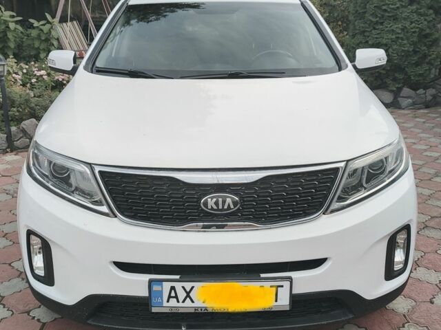 Белый Киа Соренто, объемом двигателя 2.4 л и пробегом 146 тыс. км за 12525 $, фото 1 на Automoto.ua