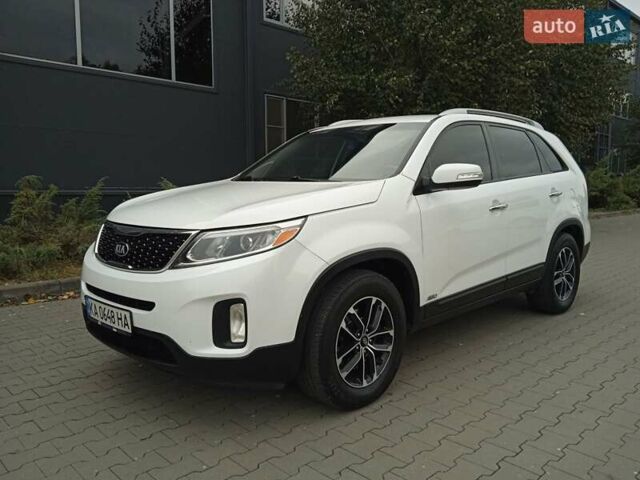 Белый Киа Соренто, объемом двигателя 2.4 л и пробегом 116 тыс. км за 11200 $, фото 1 на Automoto.ua