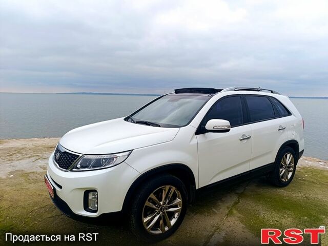 Белый Киа Соренто, объемом двигателя 2 л и пробегом 214 тыс. км за 16800 $, фото 1 на Automoto.ua
