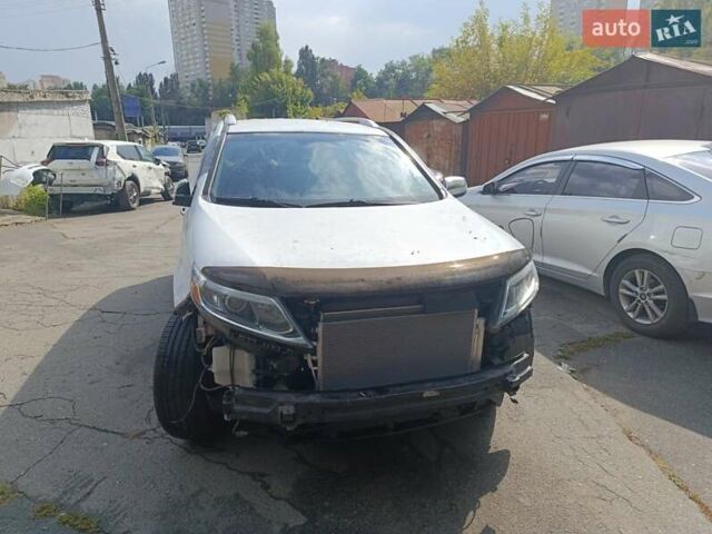 Белый Киа Соренто, объемом двигателя 2.35 л и пробегом 155 тыс. км за 8200 $, фото 1 на Automoto.ua