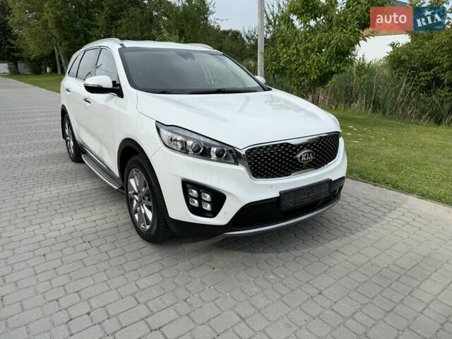 Белый Киа Соренто, объемом двигателя 2 л и пробегом 163 тыс. км за 19700 $, фото 1 на Automoto.ua