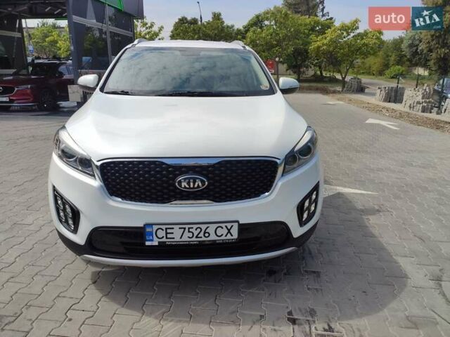 Белый Киа Соренто, объемом двигателя 2.4 л и пробегом 64 тыс. км за 17500 $, фото 1 на Automoto.ua