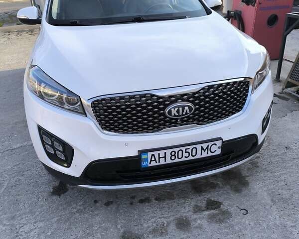 Киа Соренто 2016 в Одессе на Automoto.ua Белый Киа Соренто, объемом двигателя 2 л и пробегом 144 тыс. км за 28500 $, фото 1 на Automoto.ua