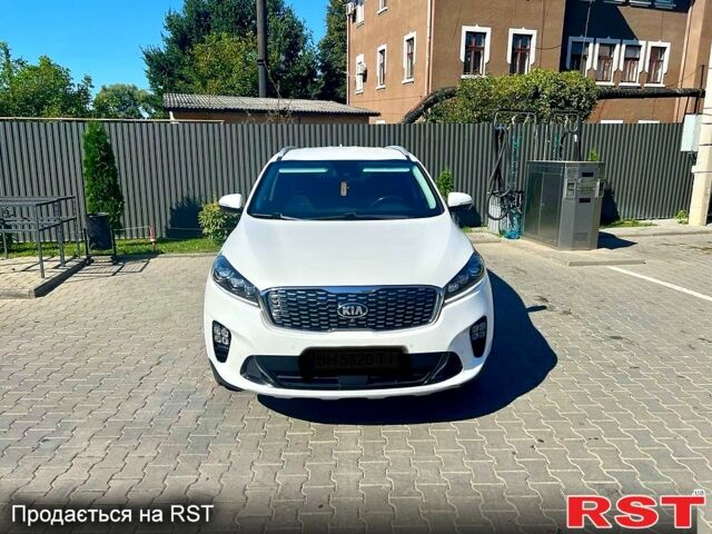 Білий Кіа Соренто, об'ємом двигуна 2.2 л та пробігом 108 тис. км за 25000 $, фото 1 на Automoto.ua