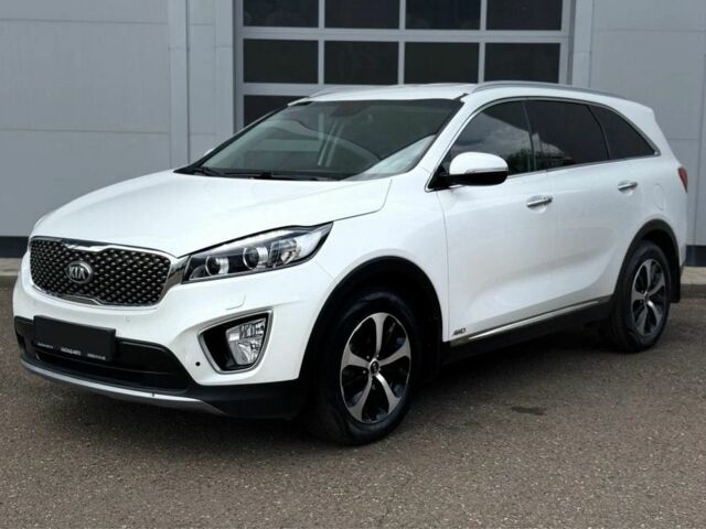 Киа Соренто 2017 в Киеве на Automoto.ua Белый Киа Соренто, объемом двигателя 2.2 л и пробегом 115 тыс. км за 12300 $, фото 1 на Automoto.ua