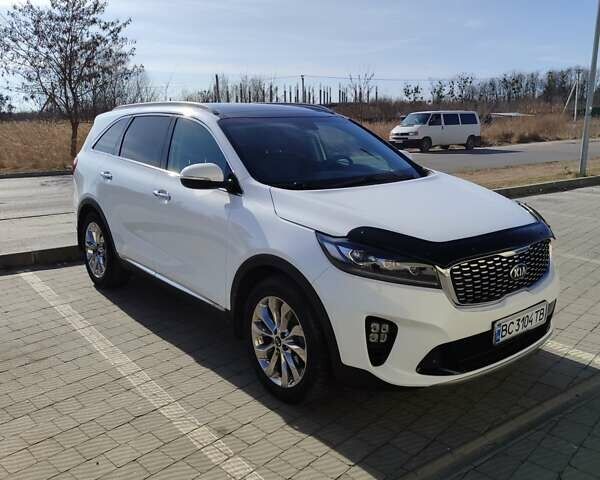 Білий Кіа Соренто, об'ємом двигуна 2 л та пробігом 156 тис. км за 23000 $, фото 1 на Automoto.ua