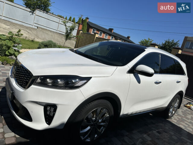 Белый Киа Соренто, объемом двигателя 2.2 л и пробегом 143 тыс. км за 27000 $, фото 1 на Automoto.ua