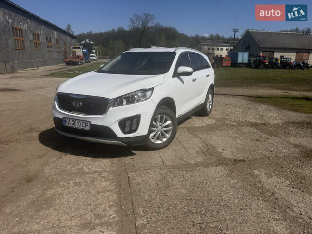 Белый Киа Соренто, объемом двигателя 3.3 л и пробегом 150 тыс. км за 19500 $, фото 1 на Automoto.ua