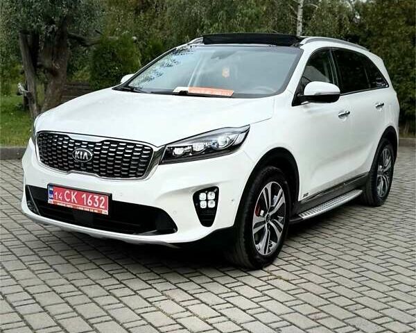 Киа Соренто 2018 в Ивано-Франковске на Automoto.ua Белый Киа Соренто, объемом двигателя 2.2 л и пробегом 144 тыс. км за 29999 $, фото 1 на Automoto.ua