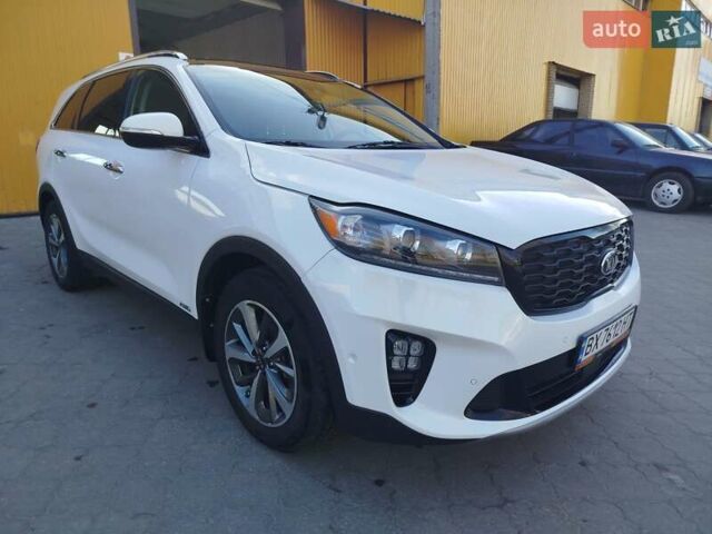 Белый Киа Соренто, объемом двигателя 3.3 л и пробегом 95 тыс. км за 16999 $, фото 1 на Automoto.ua