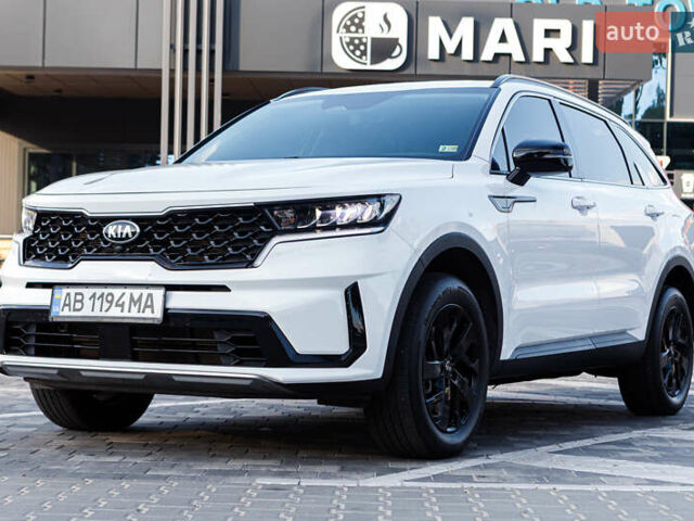 Білий Кіа Соренто, об'ємом двигуна 2.5 л та пробігом 34 тис. км за 25999 $, фото 1 на Automoto.ua