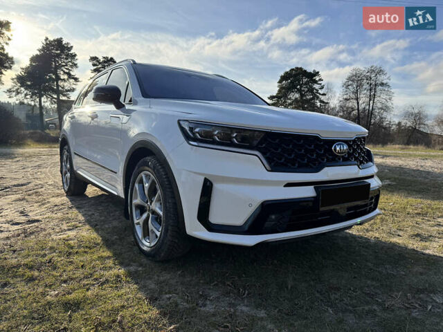 Белый Киа Соренто, объемом двигателя 2.15 л и пробегом 121 тыс. км за 31500 $, фото 1 на Automoto.ua