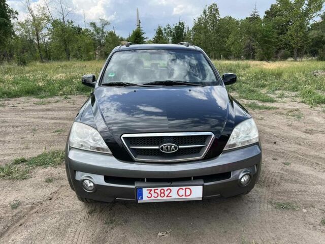 Черный Киа Соренто, объемом двигателя 2 л и пробегом 345 тыс. км за 4400 $, фото 1 на Automoto.ua