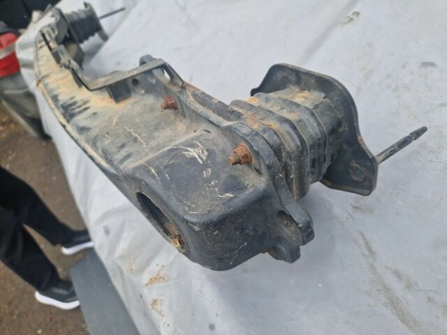 Черный Киа Соренто, объемом двигателя 2 л и пробегом 100 тыс. км за 139 $, фото 1 на Automoto.ua