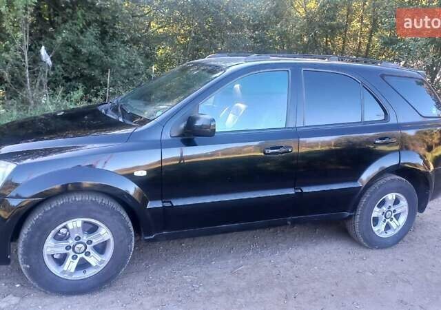 Киа Соренто 2002 в Межгорье на Automoto.ua Черный Киа Соренто, объемом двигателя 2.5 л и пробегом 316 тыс. км за 4800 $, фото 1 на Automoto.ua