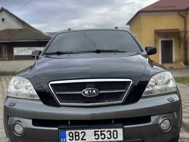 Черный Киа Соренто, объемом двигателя 2.5 л и пробегом 280 тыс. км за 3999 $, фото 1 на Automoto.ua