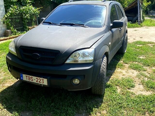 Черный Киа Соренто, объемом двигателя 2.5 л и пробегом 220 тыс. км за 3900 $, фото 1 на Automoto.ua