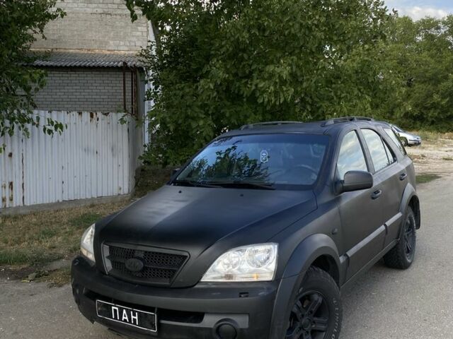 Черный Киа Соренто, объемом двигателя 2.5 л и пробегом 250 тыс. км за 3700 $, фото 1 на Automoto.ua