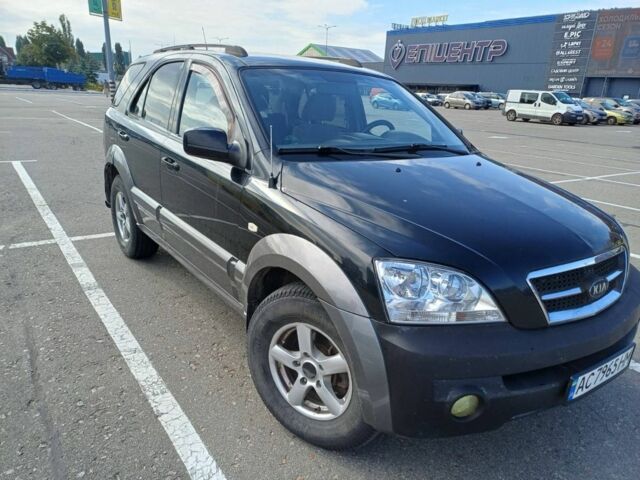 Черный Киа Соренто, объемом двигателя 2.5 л и пробегом 327 тыс. км за 3400 $, фото 1 на Automoto.ua