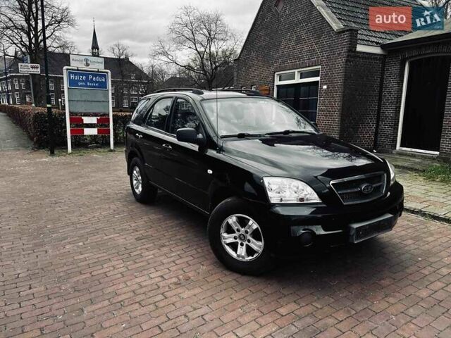 Чорний Кіа Соренто, об'ємом двигуна 2.5 л та пробігом 180 тис. км за 7200 $, фото 1 на Automoto.ua