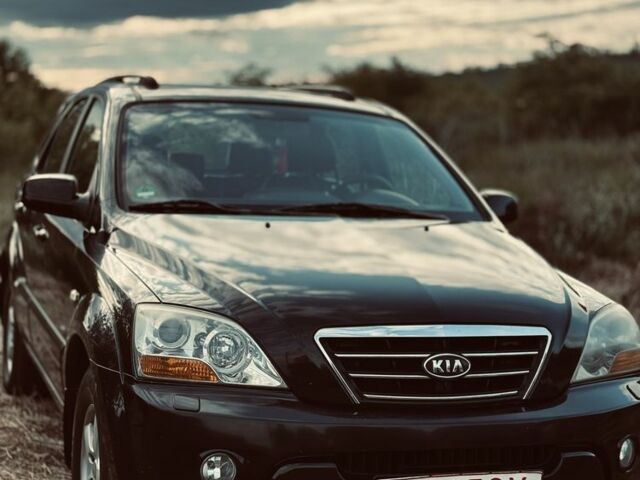 Черный Киа Соренто, объемом двигателя 2.5 л и пробегом 165 тыс. км за 4100 $, фото 1 на Automoto.ua