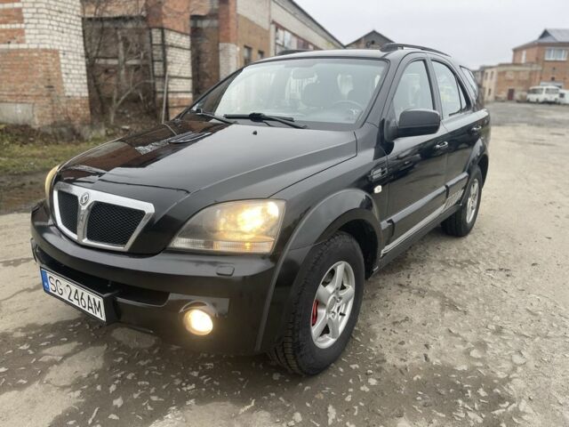 Чорний Кіа Соренто, об'ємом двигуна 0 л та пробігом 300 тис. км за 3950 $, фото 1 на Automoto.ua