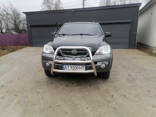 Чорний Кіа Соренто, об'ємом двигуна 2.5 л та пробігом 294 тис. км за 7400 $, фото 1 на Automoto.ua