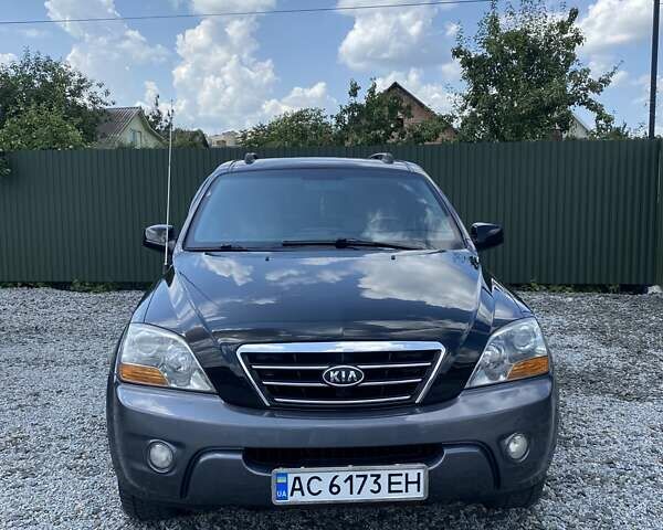 Чорний Кіа Соренто, об'ємом двигуна 2.5 л та пробігом 300 тис. км за 8850 $, фото 1 на Automoto.ua