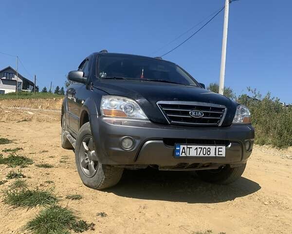Черный Киа Соренто, объемом двигателя 2.5 л и пробегом 300 тыс. км за 7300 $, фото 1 на Automoto.ua