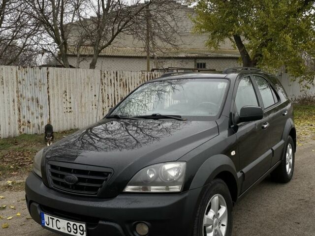 Чорний Кіа Соренто, об'ємом двигуна 2.5 л та пробігом 250 тис. км за 4100 $, фото 1 на Automoto.ua