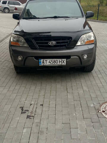 Черный Киа Соренто, объемом двигателя 2.5 л и пробегом 260 тыс. км за 7900 $, фото 1 на Automoto.ua