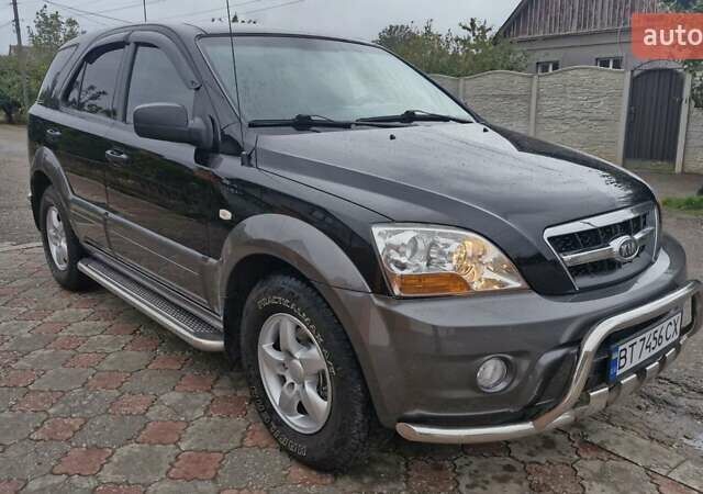 Чорний Кіа Соренто, об'ємом двигуна 2.5 л та пробігом 208 тис. км за 7800 $, фото 1 на Automoto.ua