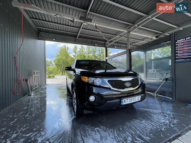 Черный Киа Соренто, объемом двигателя 2.4 л и пробегом 100 тыс. км за 11500 $, фото 1 на Automoto.ua