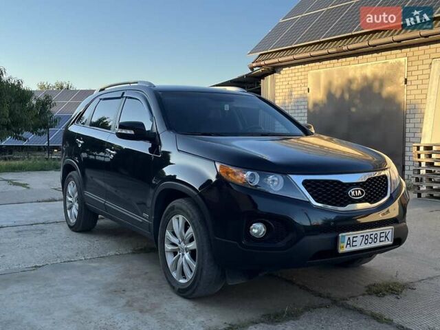 Чорний Кіа Соренто, об'ємом двигуна 2.2 л та пробігом 241 тис. км за 12500 $, фото 1 на Automoto.ua