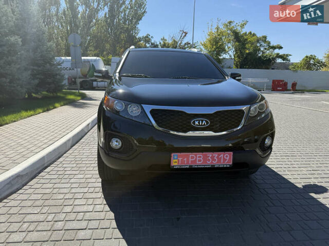 Черный Киа Соренто, объемом двигателя 2.2 л и пробегом 183 тыс. км за 13500 $, фото 1 на Automoto.ua
