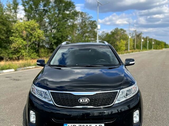 Чорний Кіа Соренто, об'ємом двигуна 2.2 л та пробігом 254 тис. км за 12700 $, фото 1 на Automoto.ua