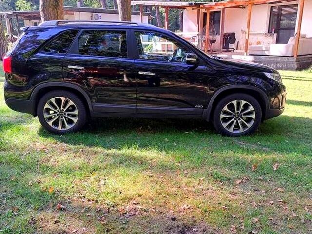 Черный Киа Соренто, объемом двигателя 1.2 л и пробегом 105 тыс. км за 9500 $, фото 1 на Automoto.ua