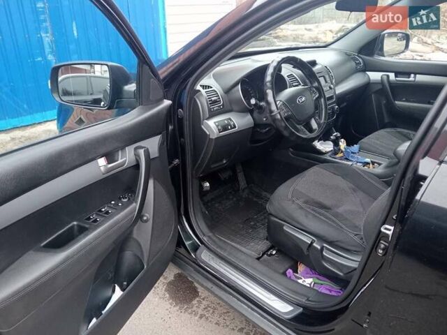Черный Киа Соренто, объемом двигателя 2.2 л и пробегом 270 тыс. км за 13500 $, фото 1 на Automoto.ua