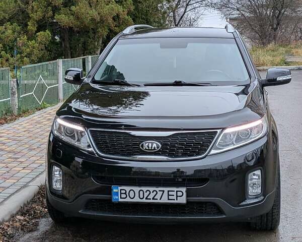 Чорний Кіа Соренто, об'ємом двигуна 2.2 л та пробігом 212 тис. км за 18500 $, фото 1 на Automoto.ua