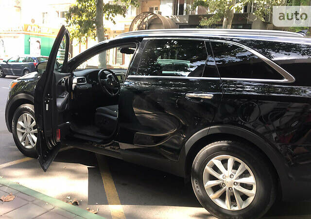 Чорний Кіа Соренто, об'ємом двигуна 2.4 л та пробігом 100 тис. км за 14500 $, фото 1 на Automoto.ua