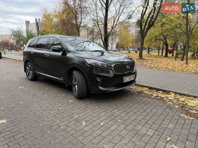Черный Киа Соренто, объемом двигателя 2.2 л и пробегом 307 тыс. км за 18000 $, фото 1 на Automoto.ua