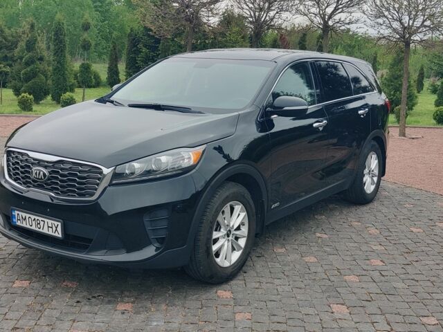 Чорний Кіа Соренто, об'ємом двигуна 2.4 л та пробігом 160 тис. км за 16900 $, фото 1 на Automoto.ua