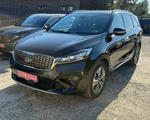 Чорний Кіа Соренто, об'ємом двигуна 2.2 л та пробігом 178 тис. км за 29999 $, фото 1 на Automoto.ua