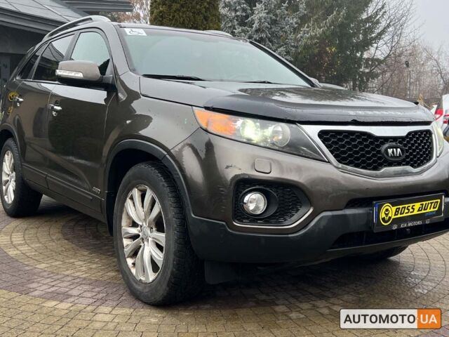 Коричневий Кіа Соренто, об'ємом двигуна 2.2 л та пробігом 215 тис. км за 14490 $, фото 1 на Automoto.ua