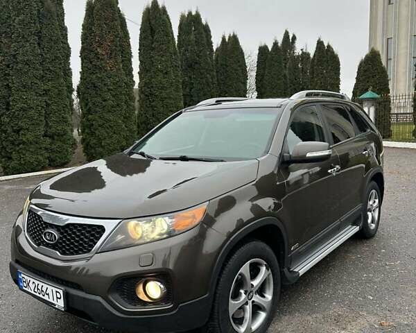 Коричневий Кіа Соренто, об'ємом двигуна 2.2 л та пробігом 300 тис. км за 12300 $, фото 1 на Automoto.ua