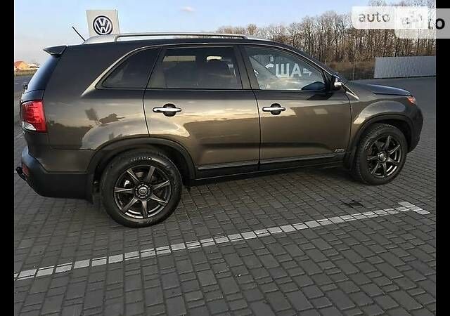 Коричневый Киа Соренто, объемом двигателя 2.2 л и пробегом 274 тыс. км за 14000 $, фото 1 на Automoto.ua