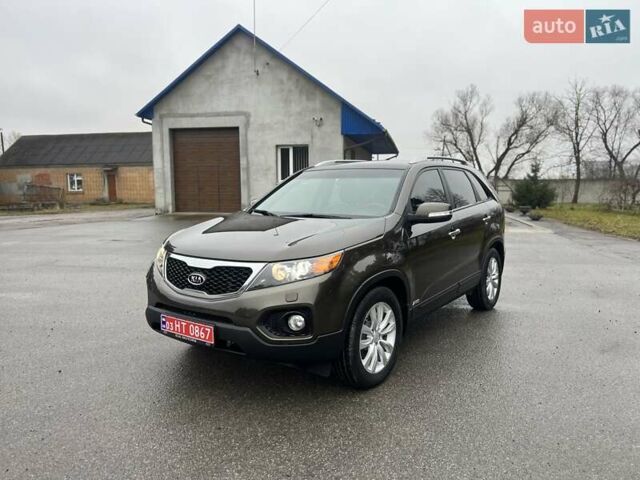 Коричневый Киа Соренто, объемом двигателя 2.2 л и пробегом 258 тыс. км за 13300 $, фото 1 на Automoto.ua