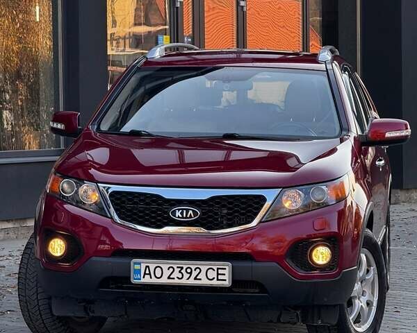 Червоний Кіа Соренто, об'ємом двигуна 2.2 л та пробігом 207 тис. км за 13300 $, фото 1 на Automoto.ua
