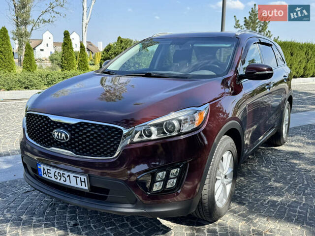 Червоний Кіа Соренто, об'ємом двигуна 2.4 л та пробігом 103 тис. км за 15100 $, фото 1 на Automoto.ua