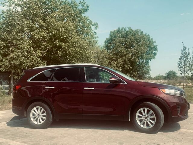 Красный Киа Соренто, объемом двигателя 2.4 л и пробегом 42 тыс. км за 18900 $, фото 1 на Automoto.ua